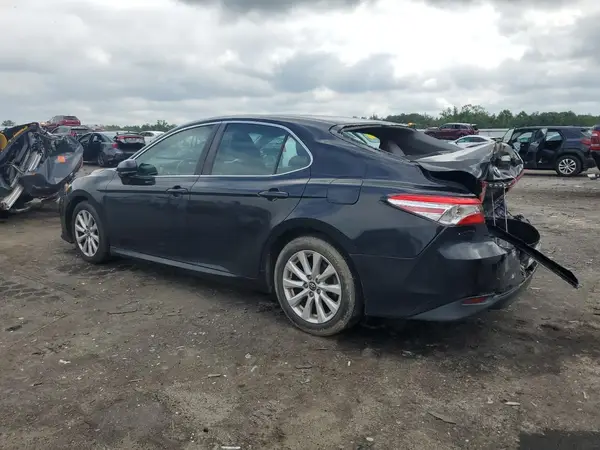 4T1B11HK6JU544896 2018 TOYOTA CAMRY - Image 2