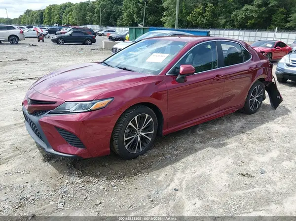 4T1B11HK6JU546342 2018 TOYOTA CAMRY - Image 2