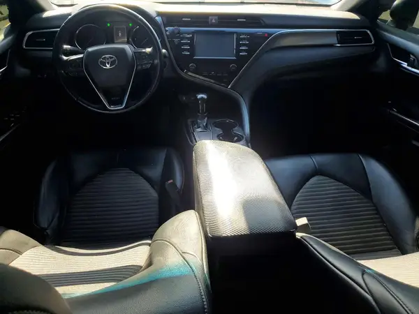 4T1B11HK6JU548432 2018 TOYOTA CAMRY - Image 8