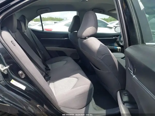 4T1B11HK6JU549323 2018 TOYOTA CAMRY - Image 8