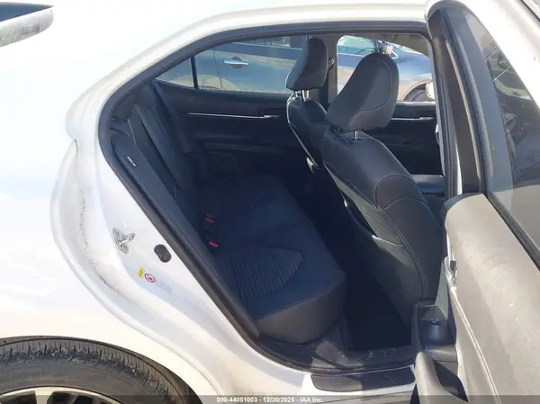4T1B11HK6JU550441 2018 TOYOTA CAMRY - Image 8