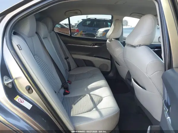 4T1B11HK6JU553937 2018 TOYOTA CAMRY - Image 8