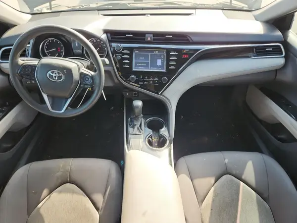 4T1B11HK6JU556112 2018 TOYOTA CAMRY - Image 8