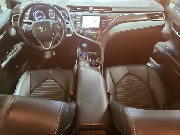 4T1B11HK6JU557289 2018 TOYOTA CAMRY - Image 8
