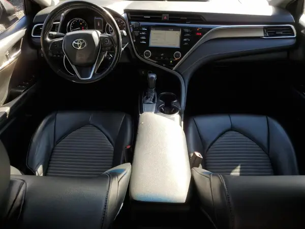 4T1B11HK6JU560497 2018 TOYOTA CAMRY - Image 8