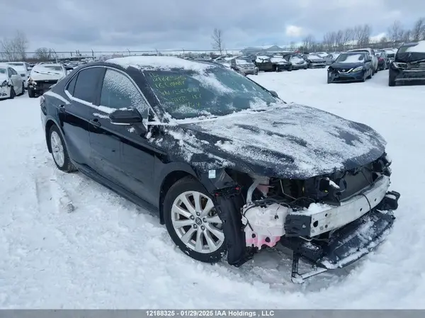 4T1B11HK6JU561679 2018 TOYOTA CAMRY - Image 1