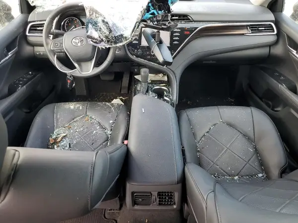 4T1B11HK6JU562492 2018 TOYOTA CAMRY - Image 8