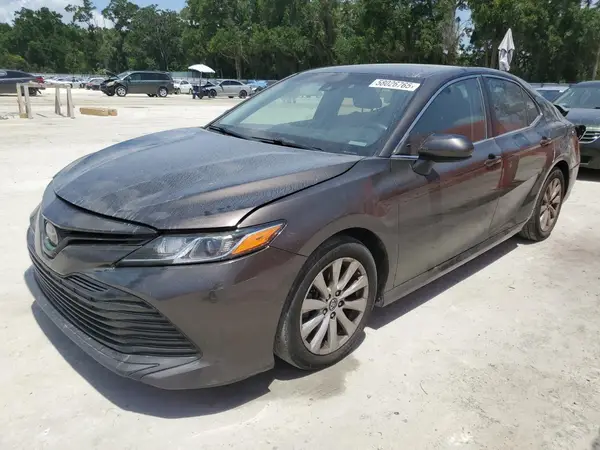 4T1B11HK6JU567336 2018 TOYOTA CAMRY - Image 1