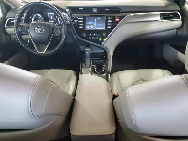 4T1B11HK6JU568518 2018 TOYOTA CAMRY - Image 8