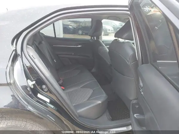 4T1B11HK6JU569054 2018 TOYOTA CAMRY - Image 8