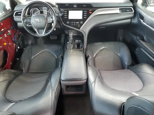 4T1B11HK6JU569796 2018 TOYOTA CAMRY - Image 8