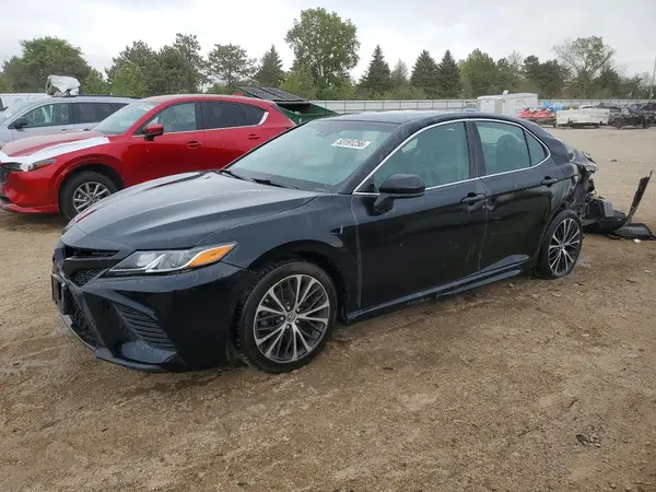 4T1B11HK6JU575436 2018 TOYOTA CAMRY - Image 1