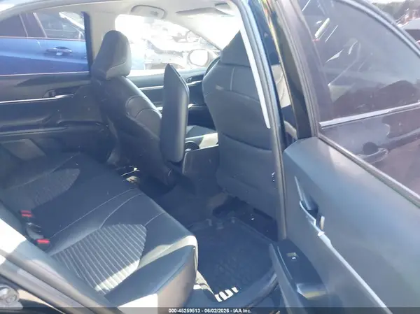 4T1B11HK6JU575551 2018 TOYOTA CAMRY - Image 8