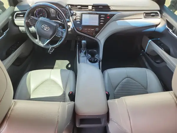 4T1B11HK6JU575596 2018 TOYOTA CAMRY - Image 8
