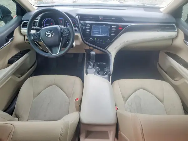 4T1B11HK6JU575629 2018 TOYOTA CAMRY - Image 8