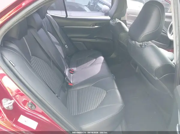 4T1B11HK6JU577994 2018 TOYOTA CAMRY - Image 8