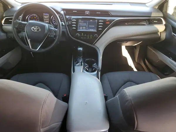 4T1B11HK6JU578045 2018 TOYOTA CAMRY - Image 8