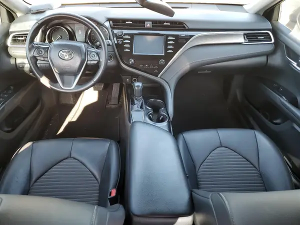 4T1B11HK6JU579048 2018 TOYOTA CAMRY - Image 8