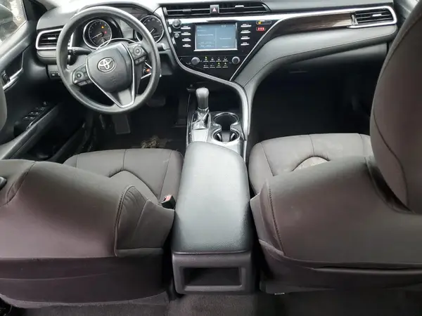 4T1B11HK6JU581348 2018 TOYOTA CAMRY - Image 8