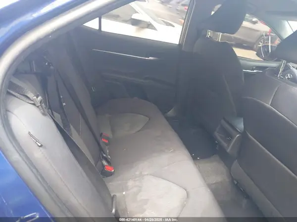4T1B11HK6JU581897 2018 TOYOTA CAMRY - Image 8