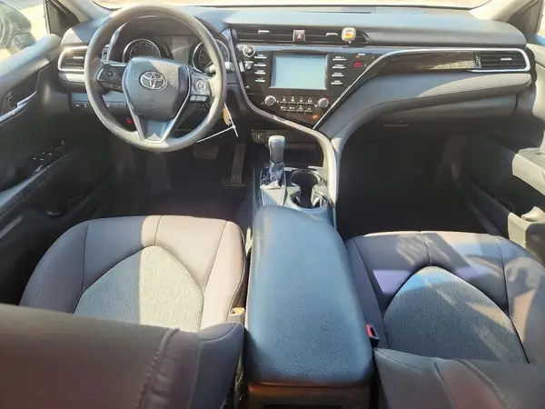 4T1B11HK6JU582743 2018 TOYOTA CAMRY - Image 8