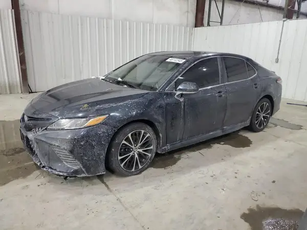 4T1B11HK6JU595122 2018 TOYOTA CAMRY - Image 1