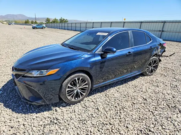 4T1B11HK6JU597162 2018 TOYOTA CAMRY - Image 1