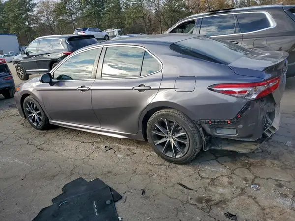 4T1B11HK6JU597288 2018 TOYOTA CAMRY - Image 2