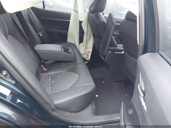 4T1B11HK6JU597940 2018 TOYOTA CAMRY - Image 8