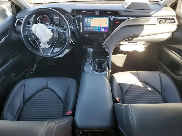 4T1B11HK6JU598067 2018 TOYOTA CAMRY - Image 8