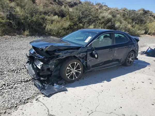 4T1B11HK6JU598070 2018 TOYOTA CAMRY - Image 1