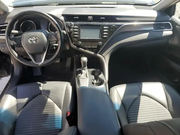 4T1B11HK6JU598070 2018 TOYOTA CAMRY - Image 8