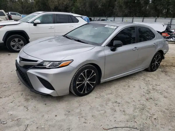 4T1B11HK6JU599915 2018 TOYOTA CAMRY - Image 1