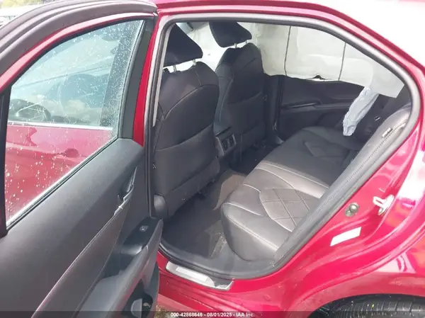 4T1B11HK6JU601825 2018 TOYOTA CAMRY - Image 8