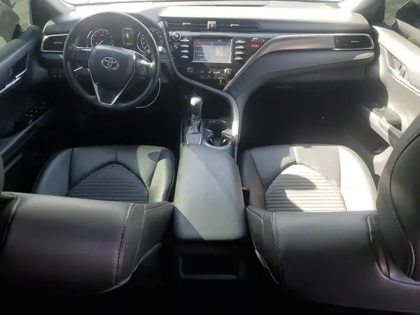 4T1B11HK6JU604708 2018 TOYOTA CAMRY - Image 8