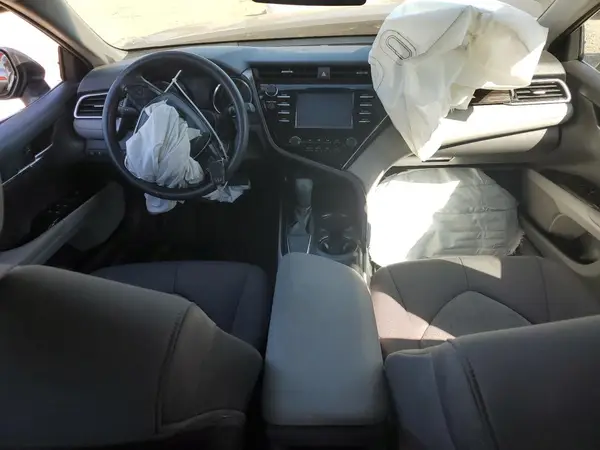 4T1B11HK6JU605535 2018 TOYOTA CAMRY - Image 8