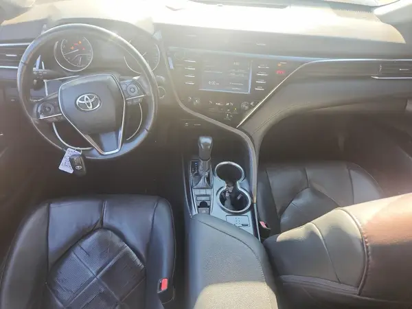4T1B11HK6JU611898 2018 TOYOTA CAMRY - Image 8