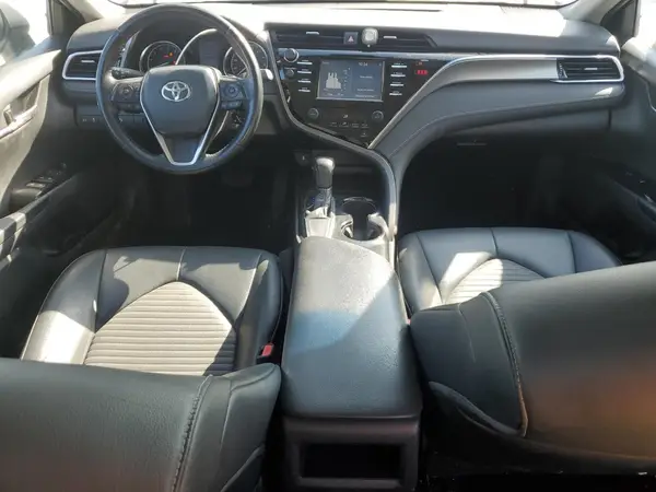 4T1B11HK6JU614221 2018 TOYOTA CAMRY - Image 8