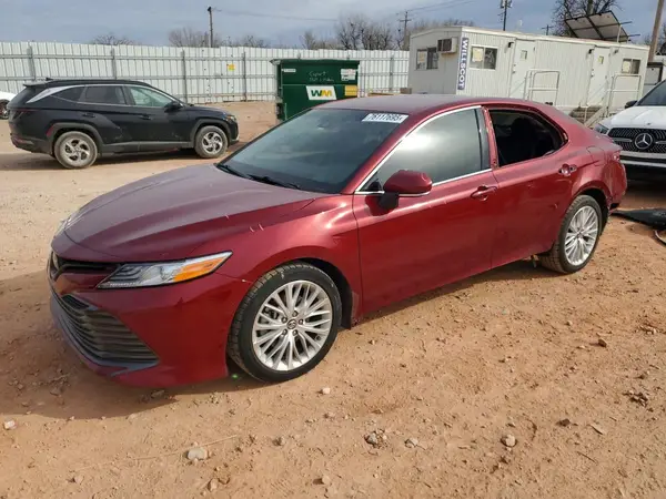 4T1B11HK6JU614638 2018 TOYOTA CAMRY - Image 1