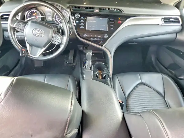 4T1B11HK6JU615305 2018 TOYOTA CAMRY - Image 8