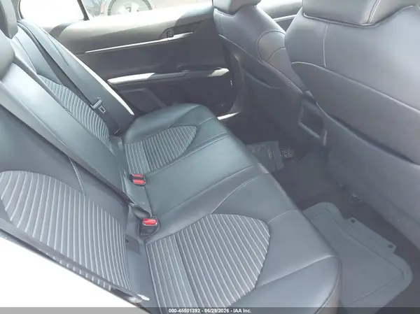 4T1B11HK6JU620830 2018 TOYOTA CAMRY - Image 8