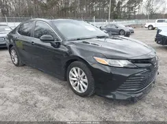 4T1B11HK6JU621444 2018 TOYOTA CAMRY