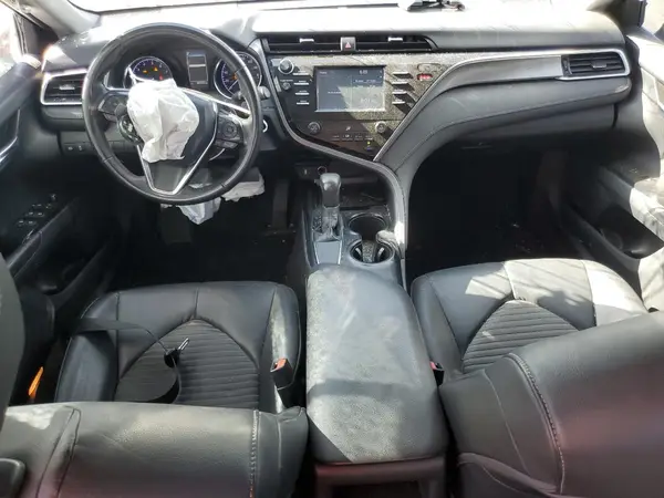 4T1B11HK6JU621847 2018 TOYOTA CAMRY - Image 8