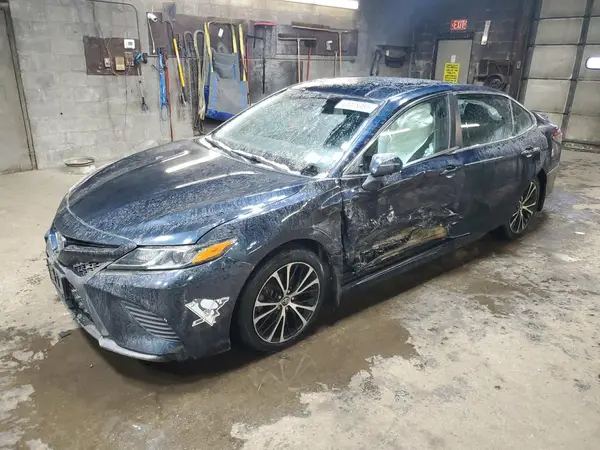 4T1B11HK6JU622609 2018 TOYOTA CAMRY - Image 1