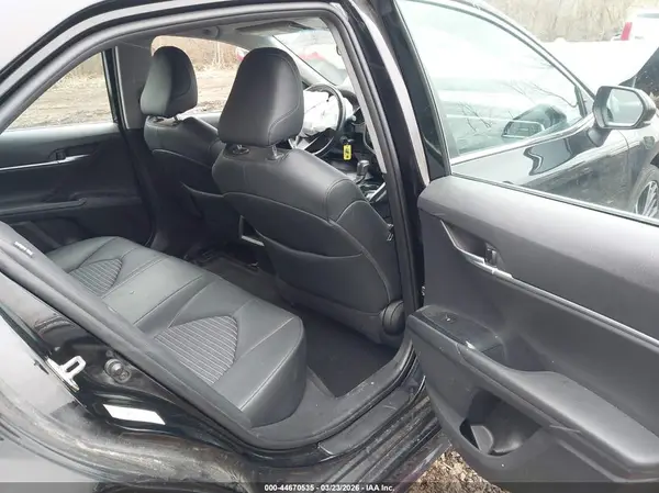 4T1B11HK6JU624554 2018 TOYOTA CAMRY - Image 8