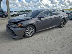 4T1B11HK6JU624635 2018 TOYOTA CAMRY