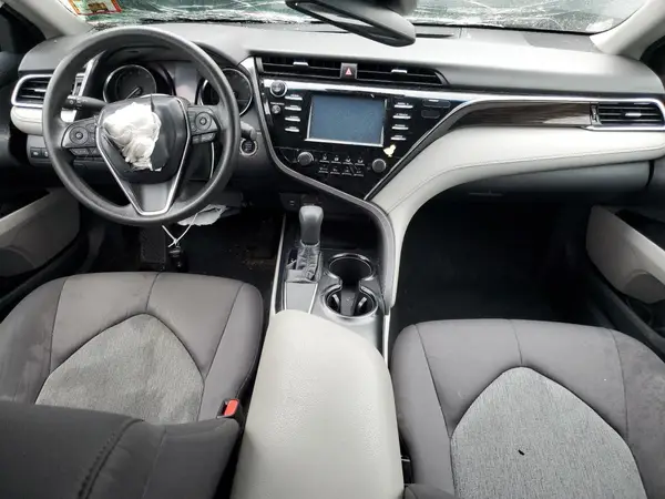 4T1B11HK6JU632752 2018 TOYOTA CAMRY - Image 8