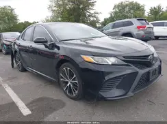 4T1B11HK6JU633772 2018 TOYOTA CAMRY