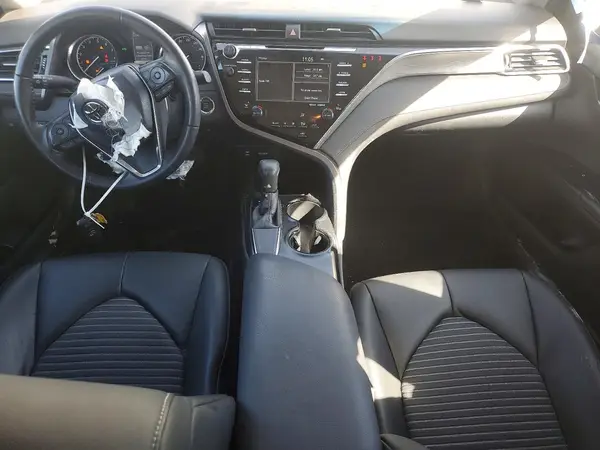 4T1B11HK6JU636669 2018 TOYOTA CAMRY - Image 8