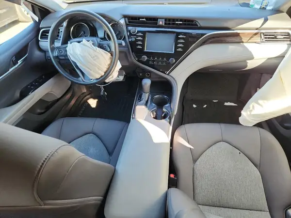 4T1B11HK6JU637952 2018 TOYOTA CAMRY - Image 8